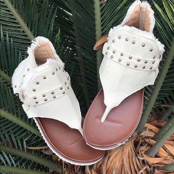 🩴 White Buckle Flip-Flops Canvas Flat Heel🩴 - Picture 2 of 5